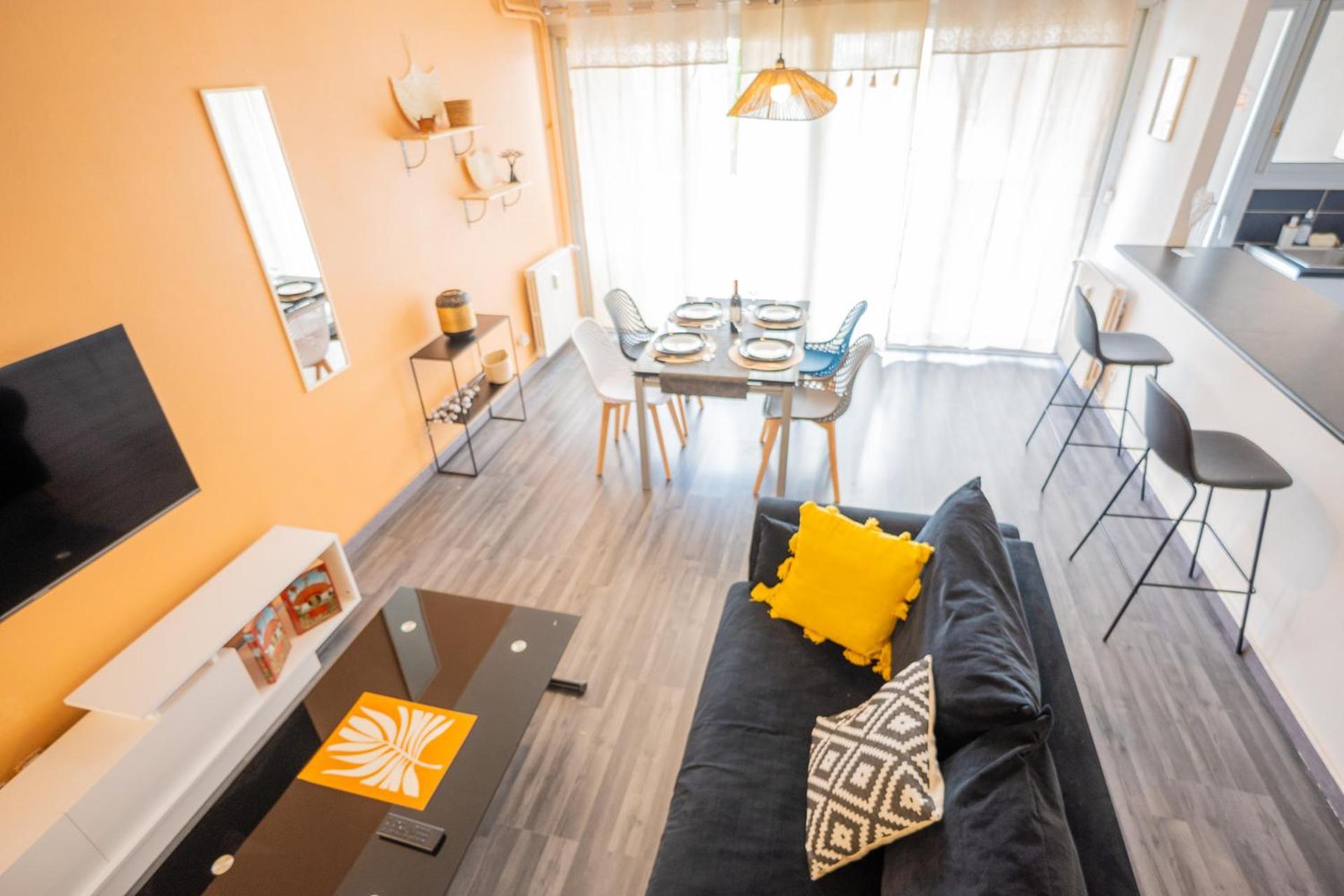 Duplex- T2 Barcelona Pop - Terrasses - Parking - Vue Canal Appartement *